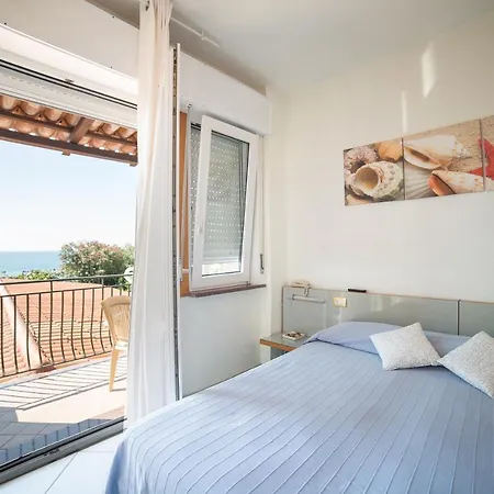 Margherita Hotel 3*